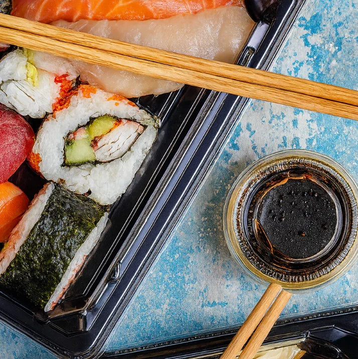 Embalagem Sushi Preta PS Take Away com Tampa 22x14cm Restaurante Asiático Japonês Bar