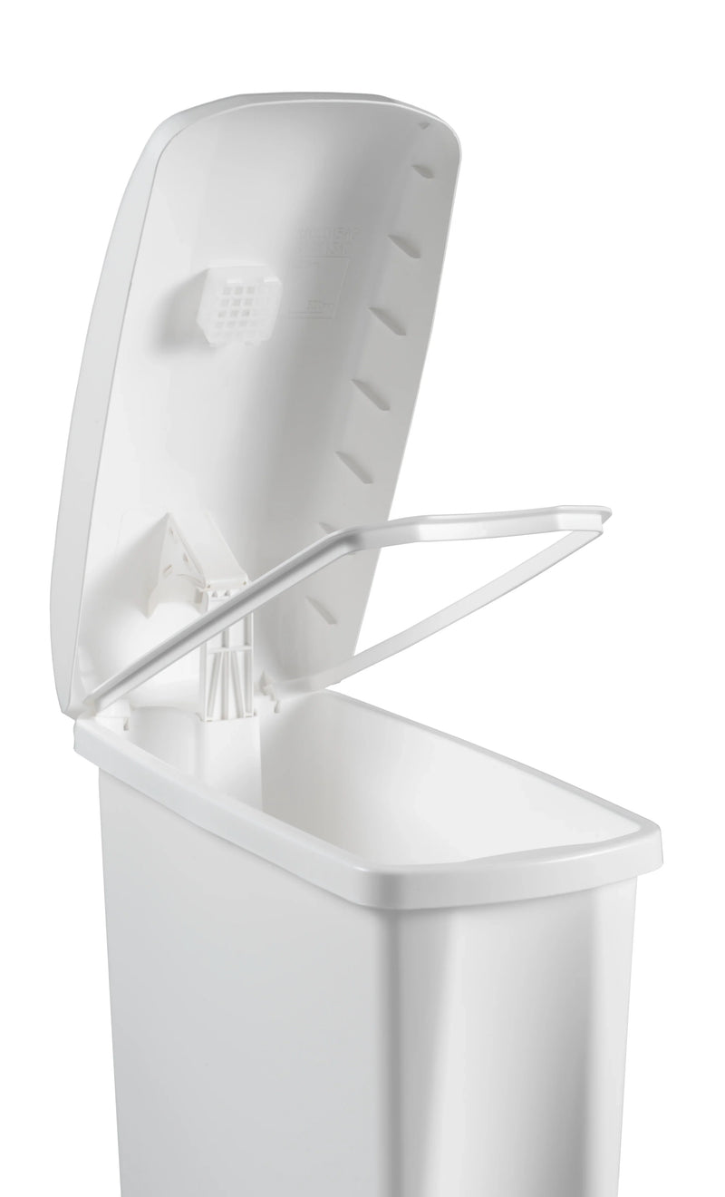 Balde do Lixo Profissional com Pedal 17L aberto, ideal para espaços pequenos e congestionados.