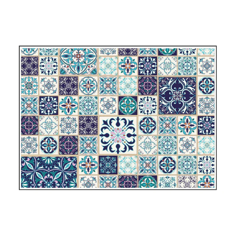 Toalhas de Mesa Offset Impressas Decoradas com padrão Azulejos Lisboa em cores vibrantes e detalhes decorativos.