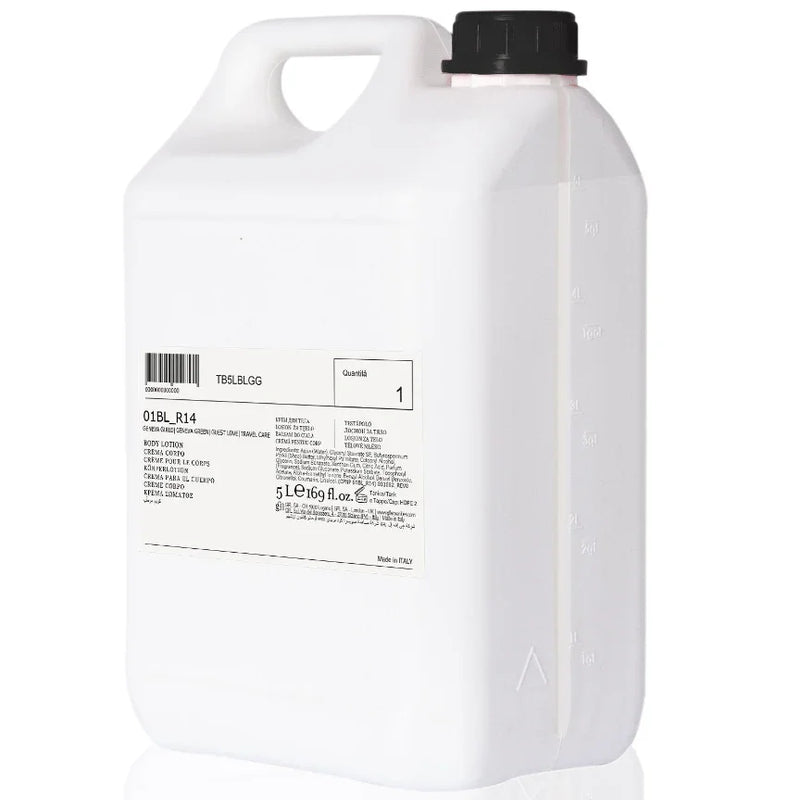 Leite Hidratante Corporal Guest Love 5L Recarga em embalagem branca para mãos e corpo.