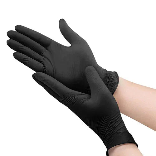Luvas Nitrilo Pretas Descartáveis, sem pó, tamanhos S, M, L e XL, essenciais para ambientes profissionais.