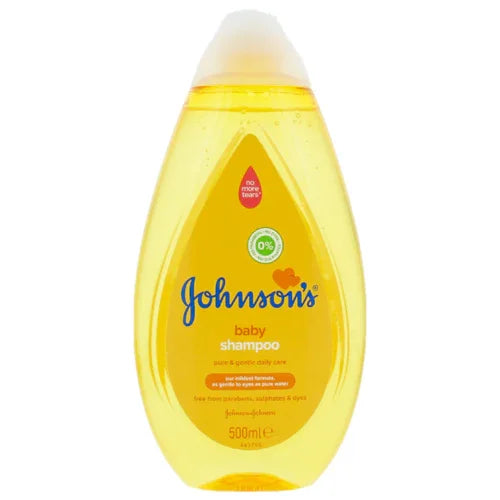 Champô Johnson's Baby 500ml, fórmula suave para o cabelo do bebé, fácil de enxaguar e deixa o cabelo macio.