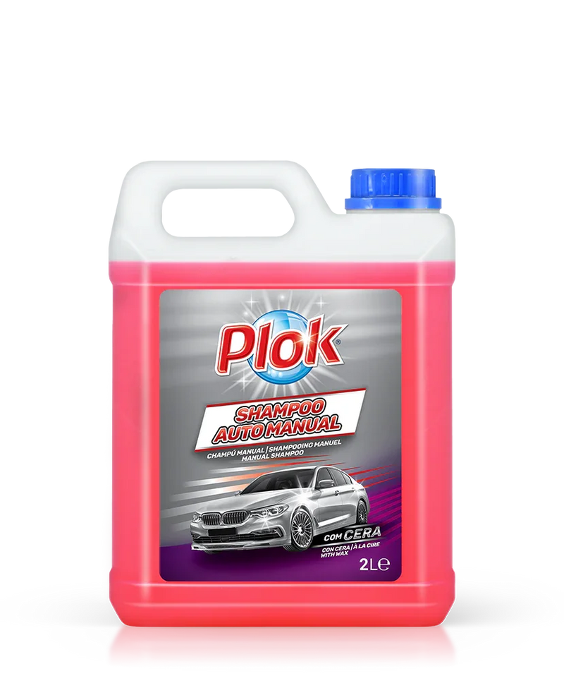 Champô Auto Manual com Cera Plok em garrafa de 2L, ideal para limpeza e desengorduramento de veículos.