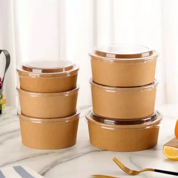 Saladeira Kraft 500ml com Tampa Take Away empilhada em pack de 25 unidades, ideal para take away e alimentos prontos a comer.